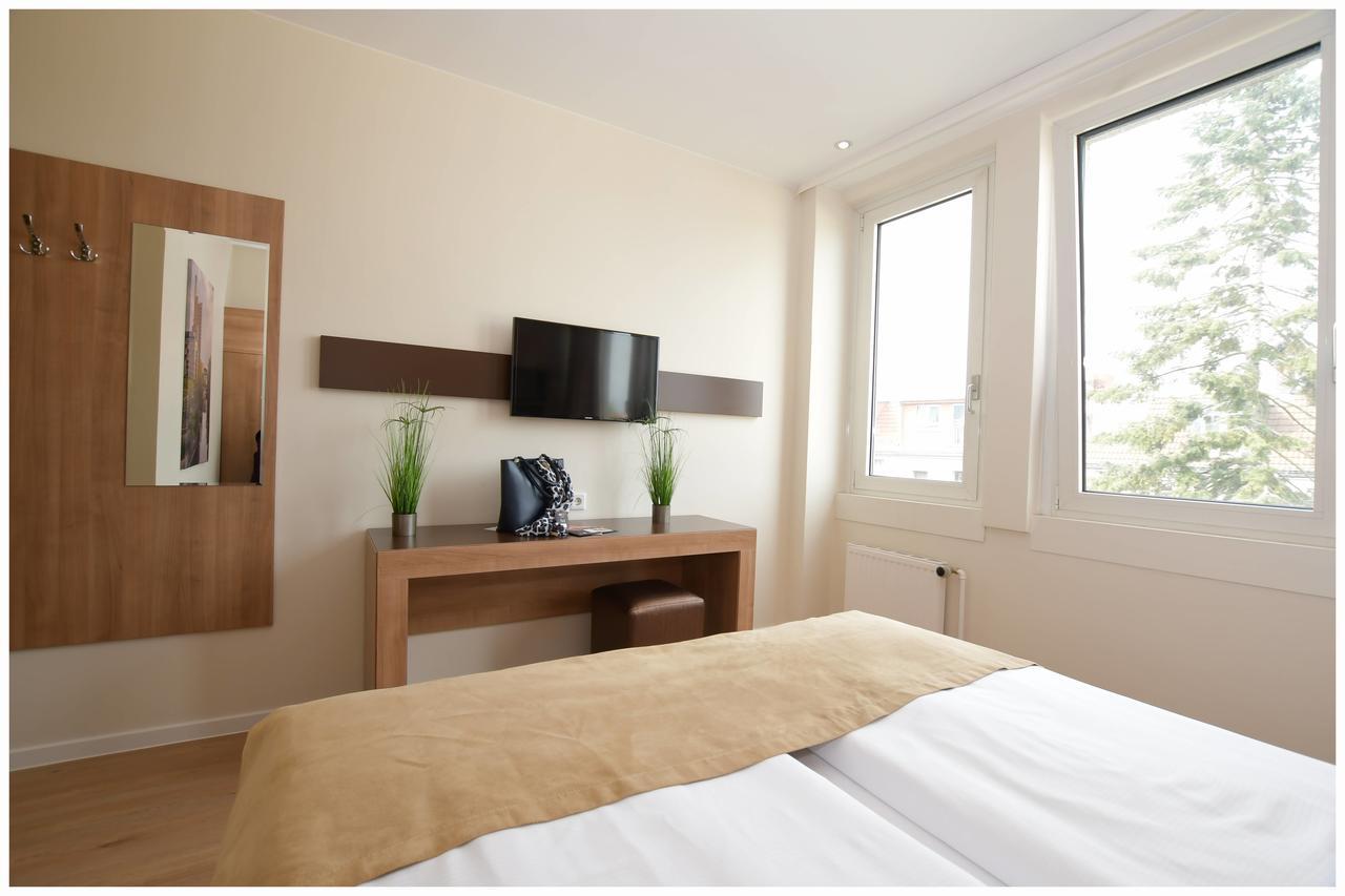 Motel Plus Берлин Екстериор снимка