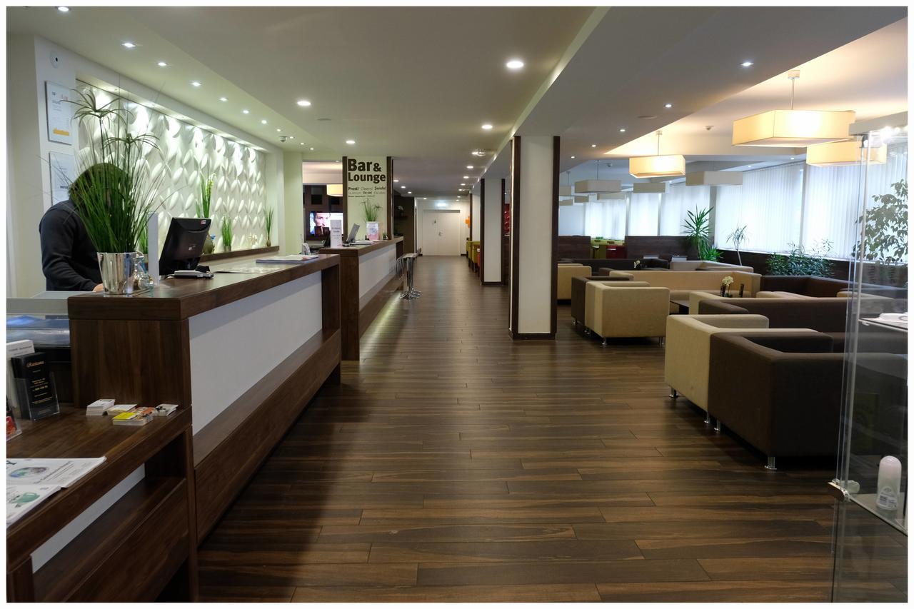 Motel Plus Берлин Екстериор снимка